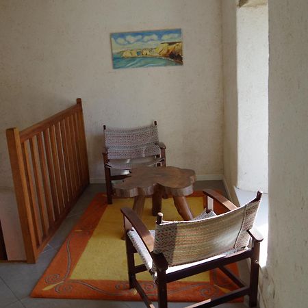 Gites Du Manoir De Goandour كروزون الغرفة الصورة