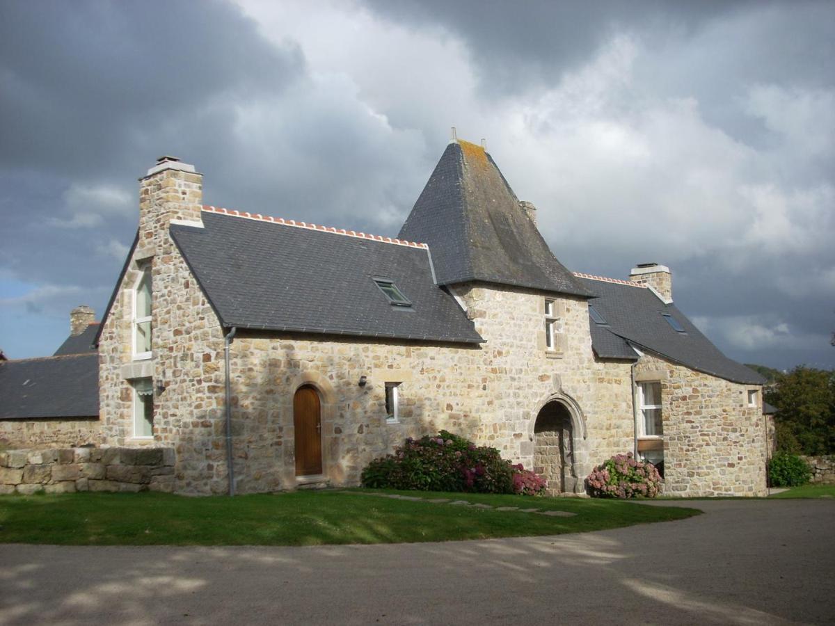 Gites Du Manoir De Goandour كروزون المظهر الخارجي الصورة